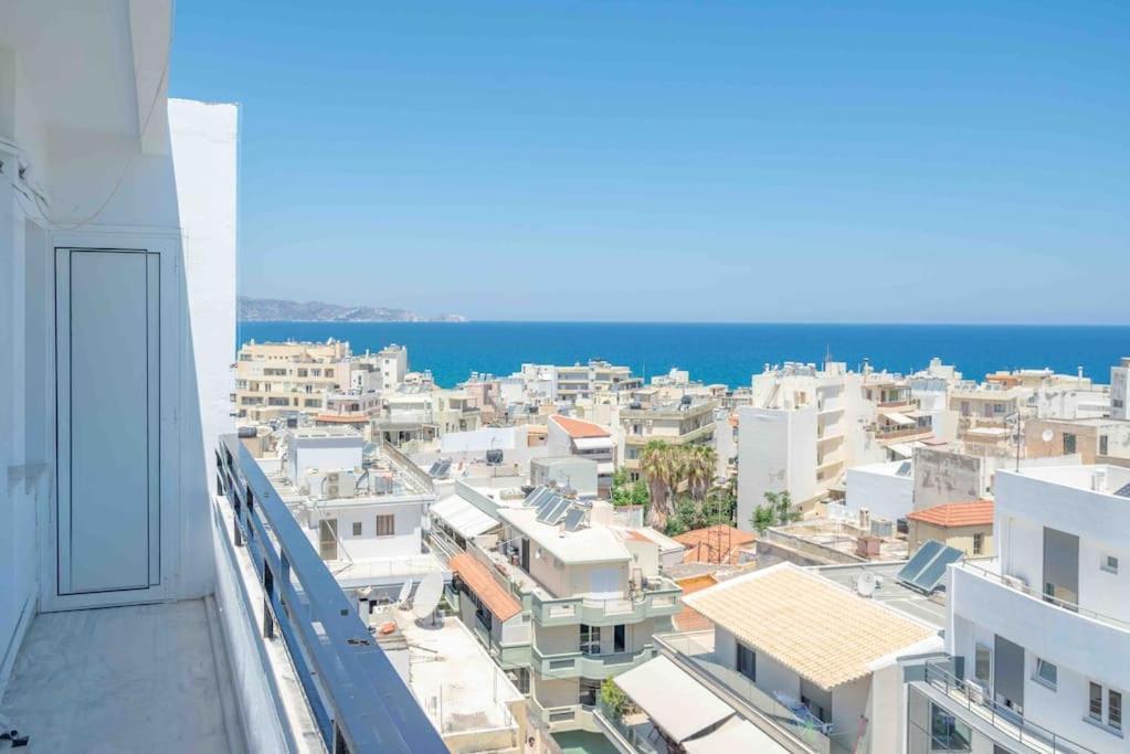 Apartamento Penthouse In Centre With Seaview Heraklion (Crete)